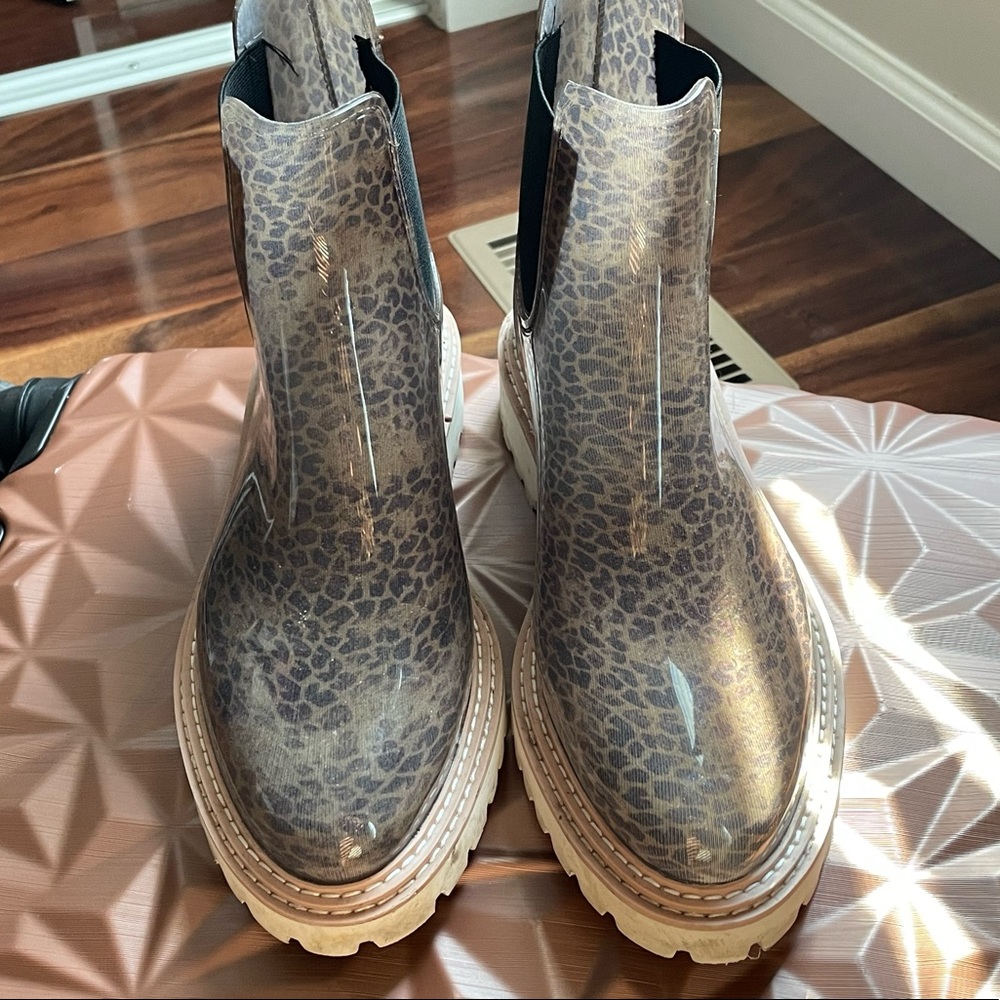 Dolce Vita Rain Boots